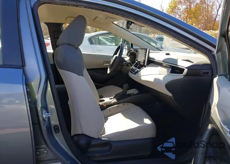 2020 Toyota Corolla Le z USA, uszkodzony, nr VIN JTDVPRAE9LJ093633